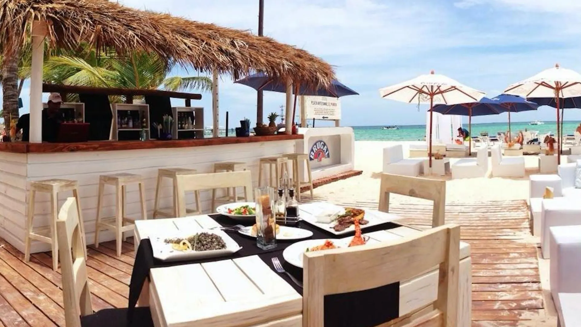 Aparthotel Ducassi Studios And Suites - Rooftop Pool, Beach Club, Breakfast And Wifi Punta Cana