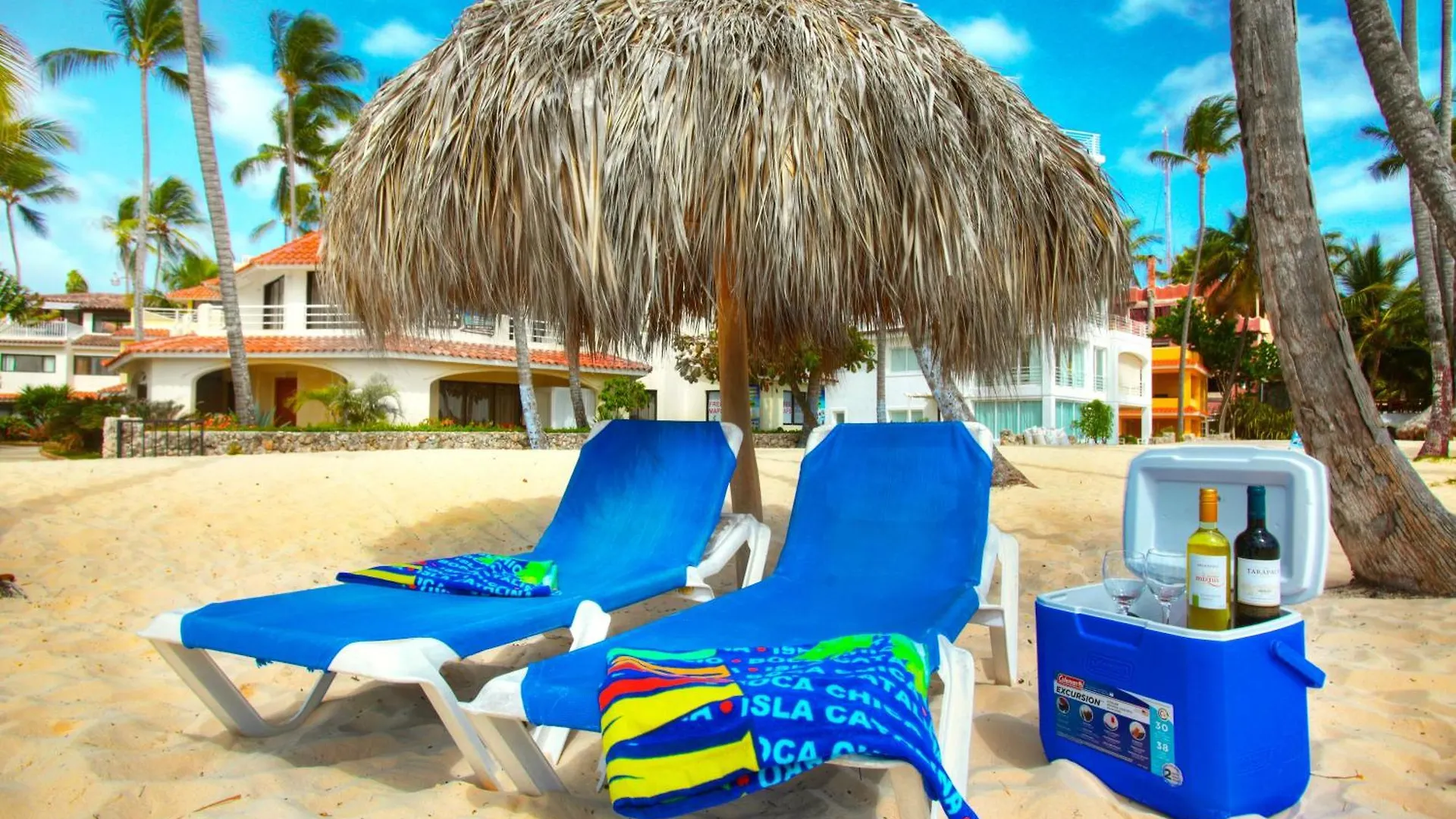 Aparthotel Ducassi Studios And Suites - Rooftop Pool, Beach Club, Breakfast And Wifi Punta Cana