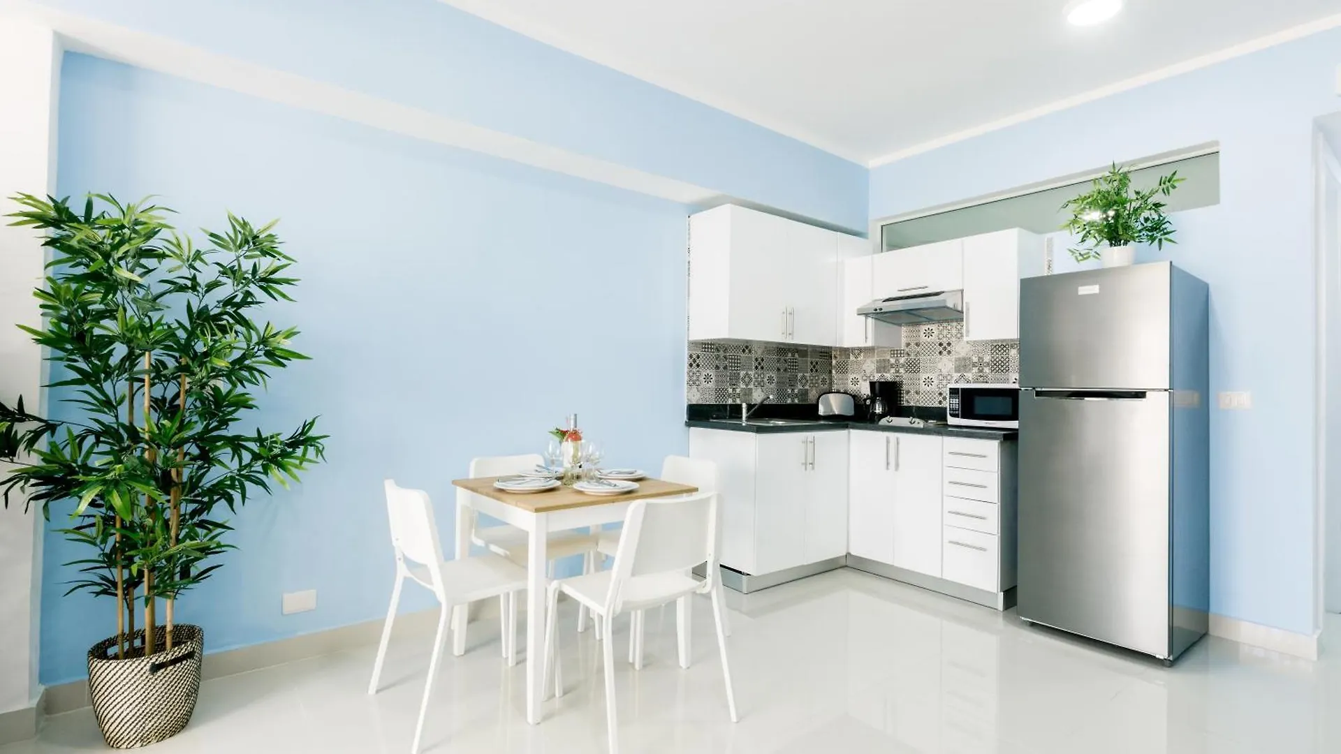 Aparthotel Ducassi Studios And Suites - Rooftop Pool, Beach Club, Breakfast And Wifi Punta Cana